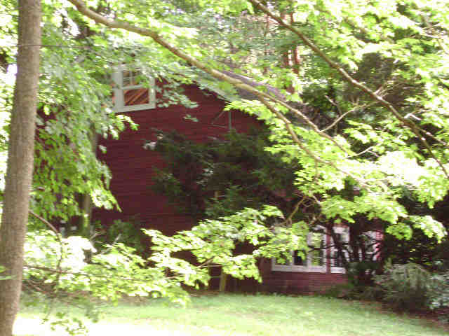 Building photograph for 281 HICKORY LN